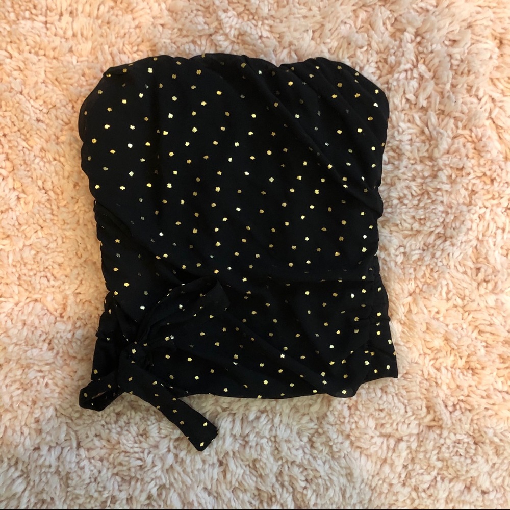 BRAND NEW WITH TAGS Express Black/Gold Top